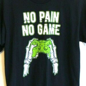 Kids Xl Gamming T-Shirt With Skeleton Hands And Controller Short Sleeve Black